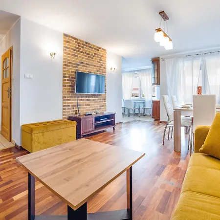 Jantar, Sun & Snow *